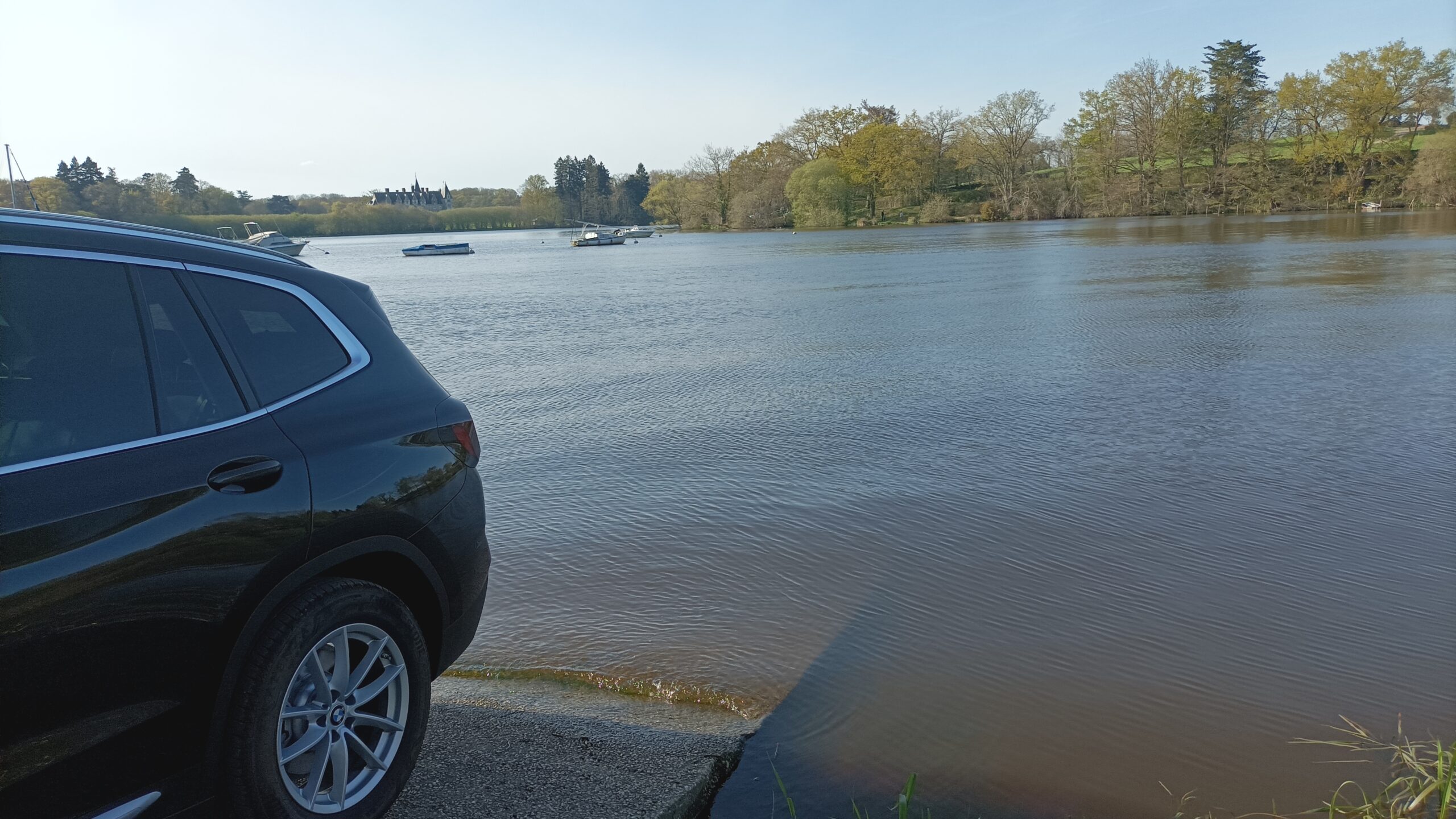 Taxi BMW X3 noir de Taxi Nantes Sud pour réservation à Nantes
